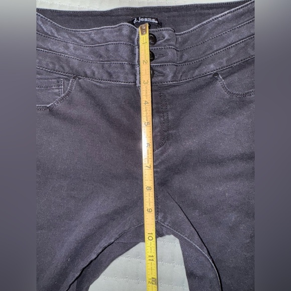 D Jeans Black 3 button mid rise below knee length Jeans. Size 10. GUC - Picture 5 of 7